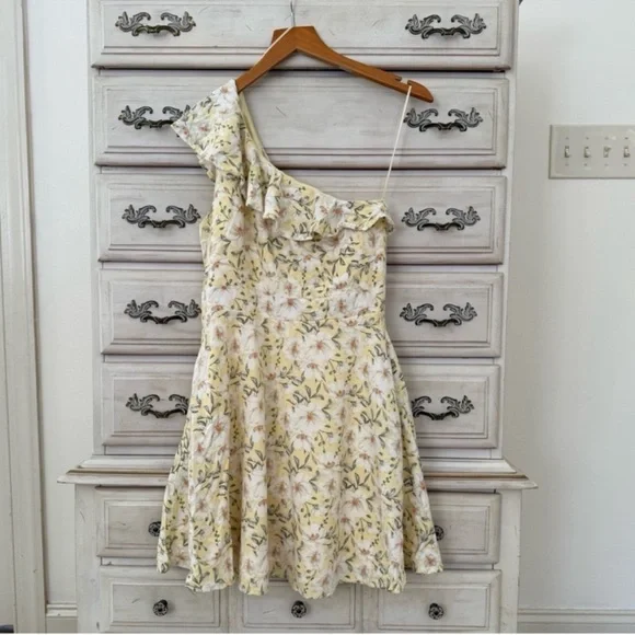 Yellow Floral Linen One Shoulder Dress - Picture 2 of 5